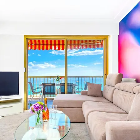 Superbe 3 Pieces Vue Mer, Climatisation, Balcon Apartmán *