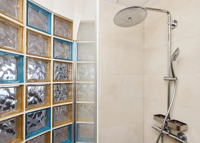 Superbe 3 Pieces Vue Mer, Climatisation, Balcon